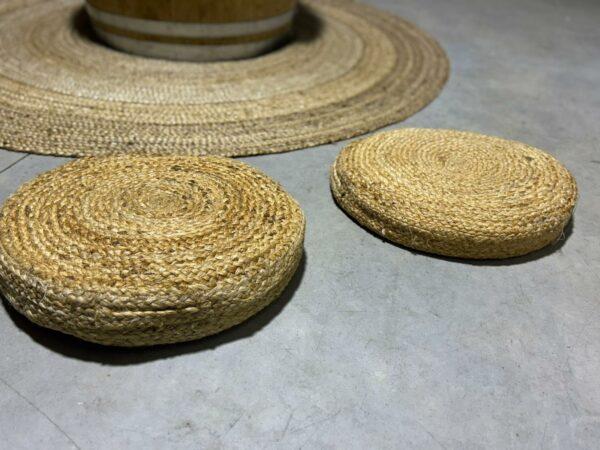 Location de pouf en jute pour votre mariage en Ille-et-Vilaine