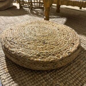 Location de pouf en jute pour votre mariage en Ille-et-Vilaine